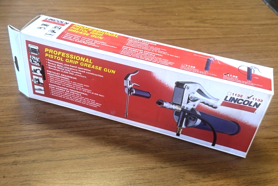 Lincoln 1133 Pistol Grip Grease Gun with 18" Whip Flex Hose and Coupler,