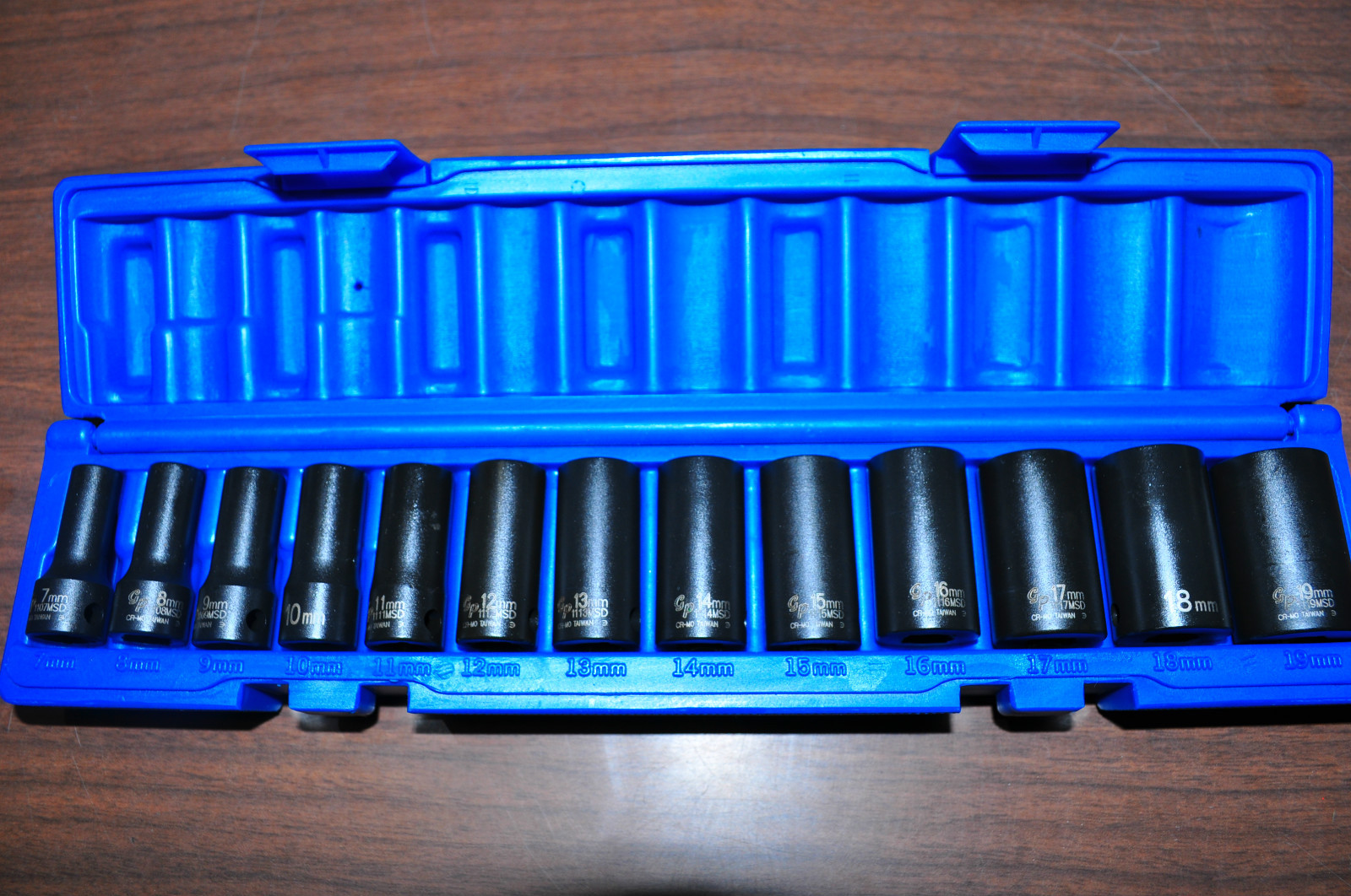 Metric 3/8" Drive Semi Deep Impact Set 7 to 19 MM 12 pts 13 pcs  Grey 1203MSD