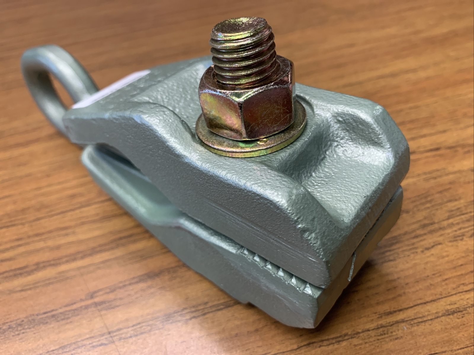 Mo Clamp 0100 CLAMP B grabs 2¼" (57 mm) of metal MOCLAMP Made in USA