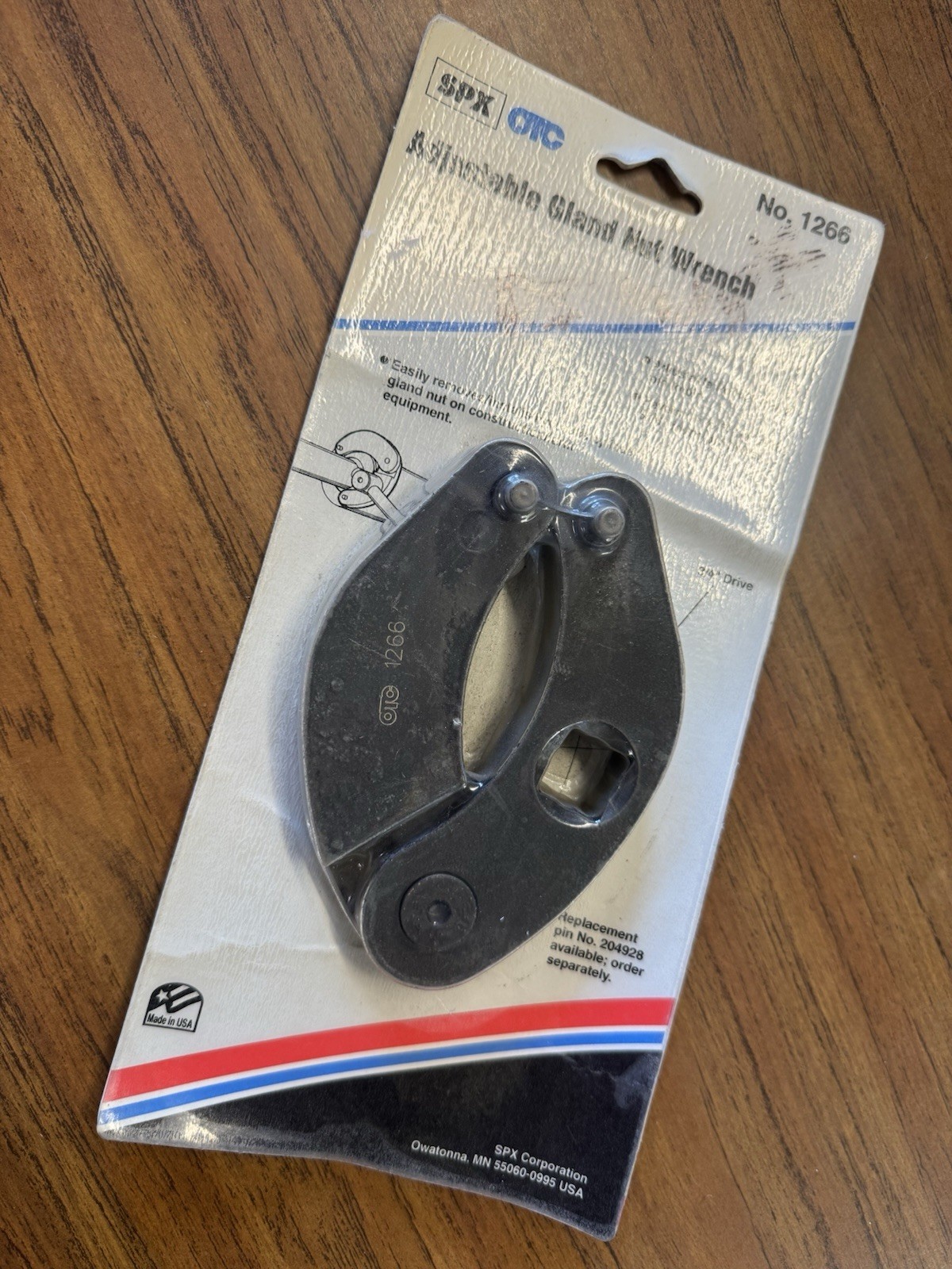 OTC 1266 Adjustable Gland Nut Wrench Fits gland nuts from 2" to 6" diameter pin