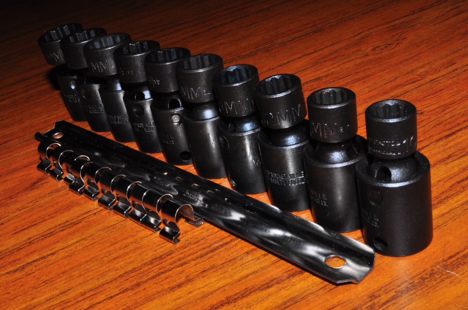 PROTO J72137M 3/8"DR 10PCS UNIVERSAL IMPACT SOCKET METRIC 10-19 MM- 12 POINTS