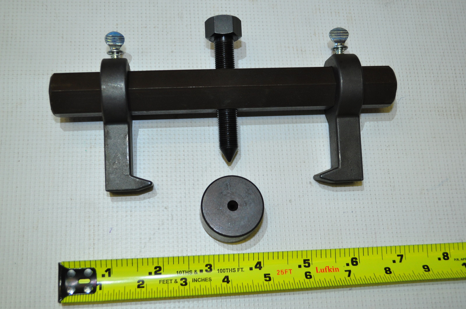Robinair 10501  Heavy duty Low Profile Pulley Puller 7" spread. 2" deep jaws.