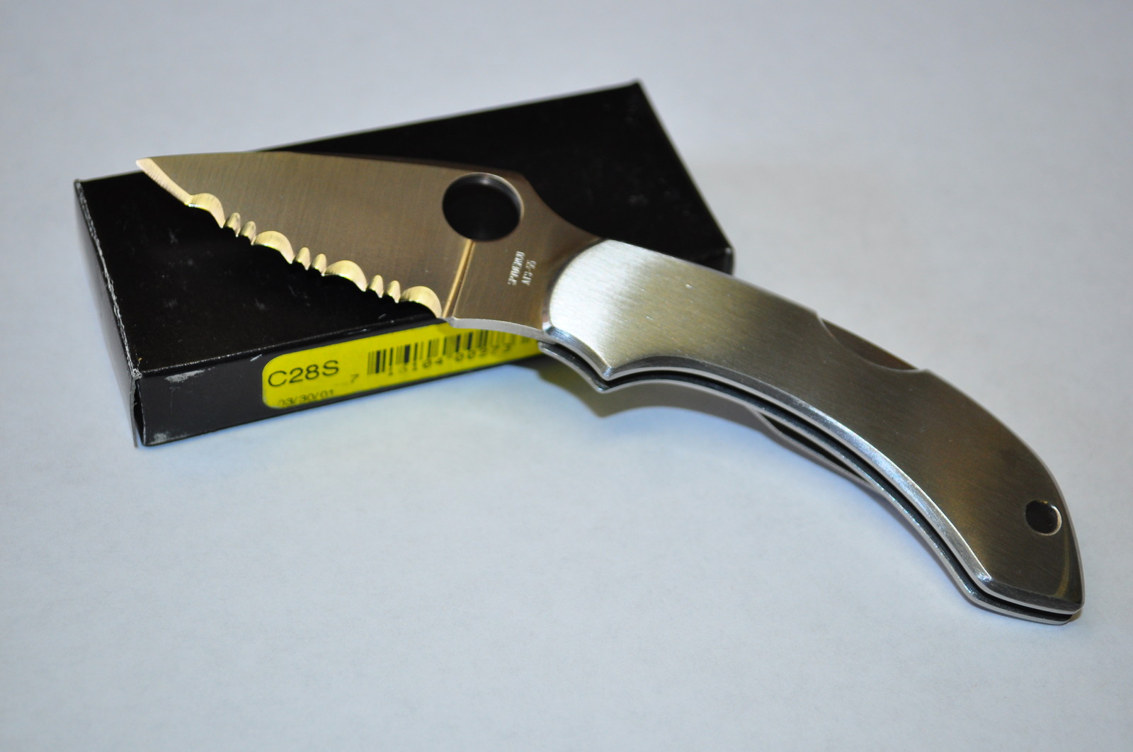 SPYDERCO C28S Dragonfly ATS 55 Handle Serrated 03/30/2001 Old Release Japan Made