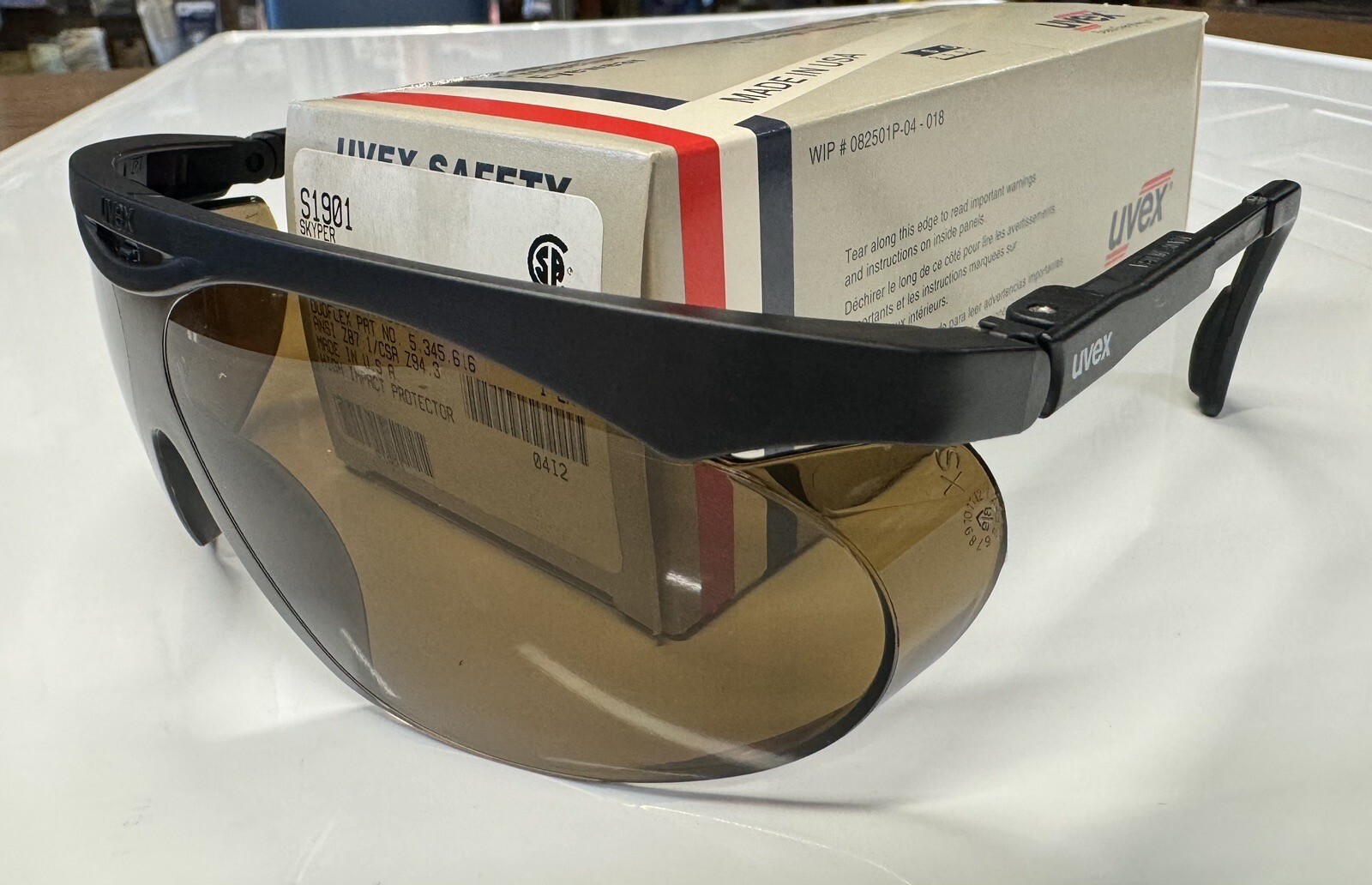 Uvex Eyewear Glasses Skyper S1901 Black Frame Espresso lens Anti-Fog,UV, USA